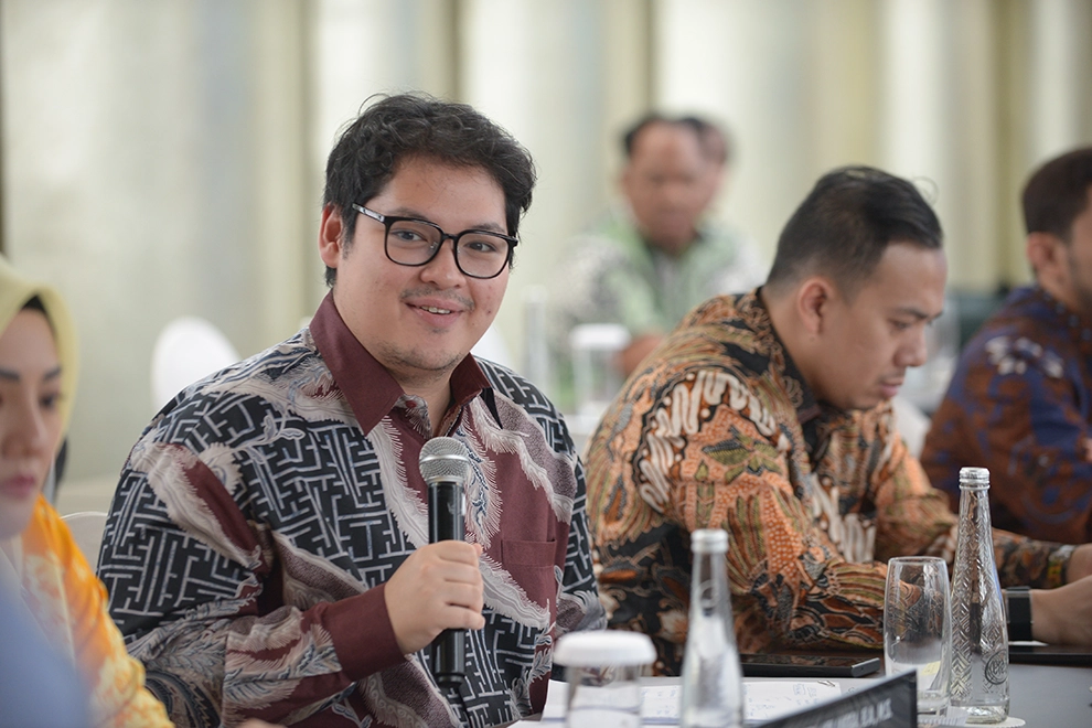 Hon. Ravindra Airlangga